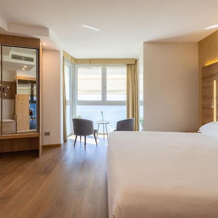 Kriss Internazionale Hotel Bardolino Kültér fotó