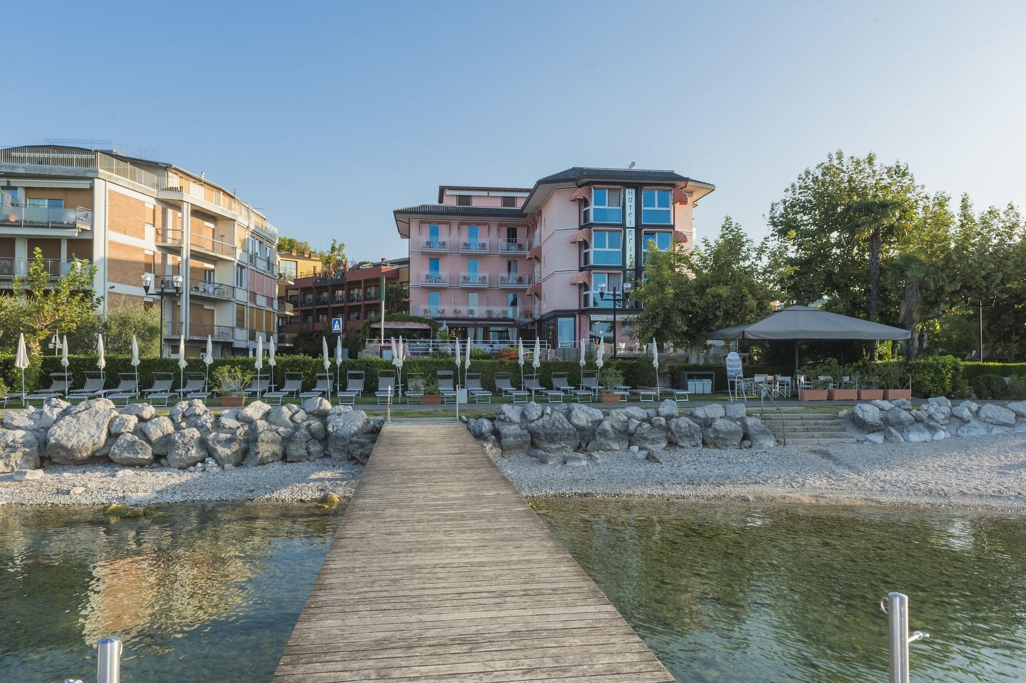 Kriss Internazionale Hotel Bardolino Kültér fotó