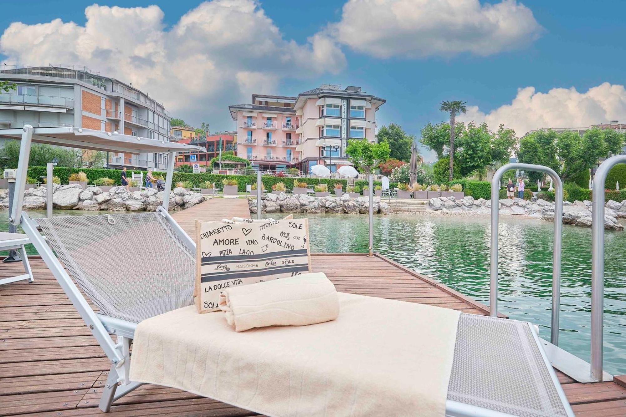 Kriss Internazionale Hotel Bardolino Kültér fotó