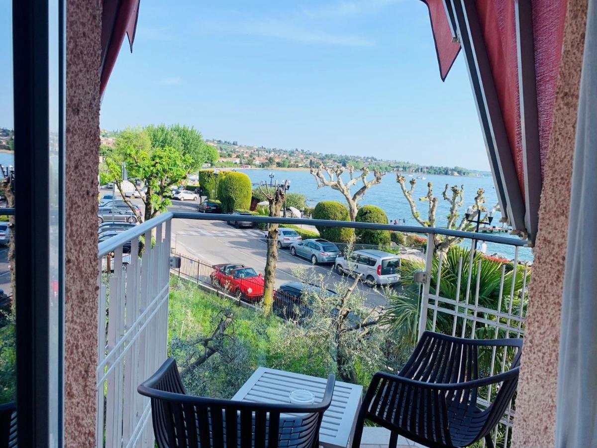 Kriss Internazionale Hotel Bardolino Kültér fotó